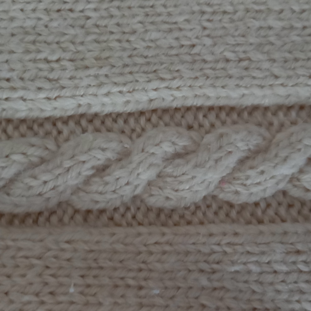 Vintage handmade cable knit Cardigan Sweater - Picture 3 of 8
